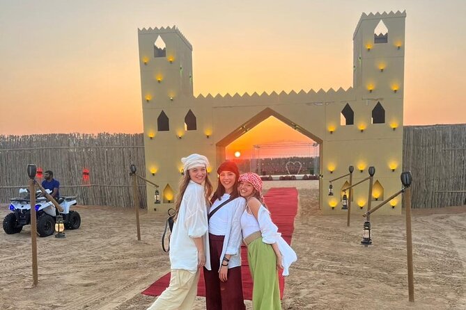 Desert Safari Abu Dhabi - Sunset photos on the open dunes