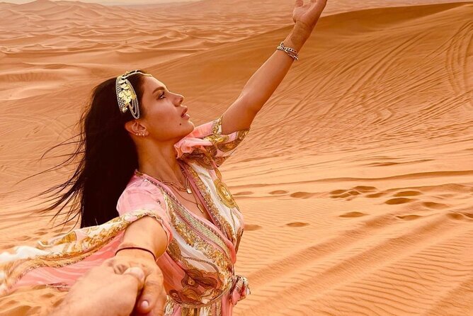 Desert safari in Dubai With BBQ Buffet Dinner Live Entertainments - Henna, Arabic clothing, and the camp setting