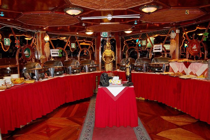 Dhow Cruise Dinner with Entertainment - What the Dubai Creek dhow cruise is really like