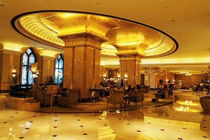Dining Experience at iconic Emirates Palace Abu Dhabi - Who should choose each option?