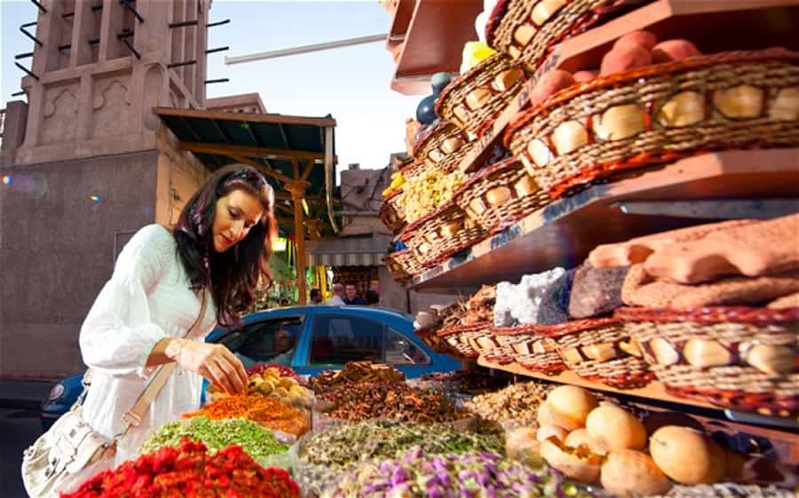Discover Abu Dhabi: A Full-Day Tour with Lunch - Why the Grand Mosque earns the morning