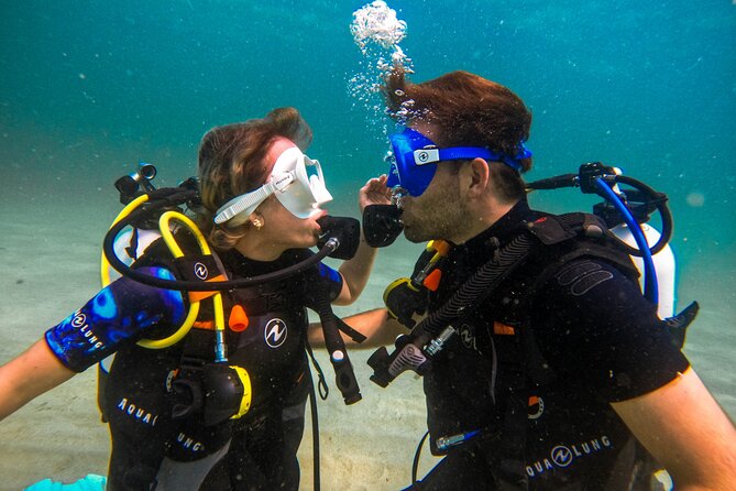 Discovery Scuba Diving in Dubai - Shallow-water practice before the sea