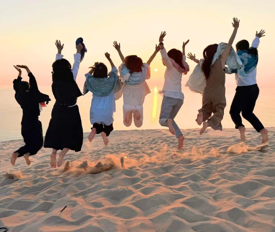Doha: Guided Desert Safari Tour with Pickup & Drop Service - Khor Al Adaid, where the dunes meet the sea