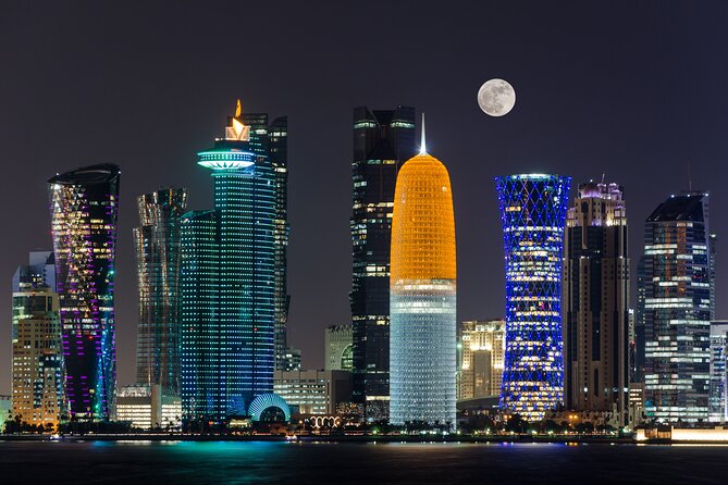 Doha Guided Night City Tour Souq Waqif, Katara, Pearl Qatar - The Pearl-Qatar: polished waterfront scenery