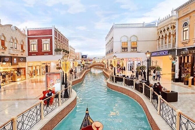 Doha Night City Tour | Souq Waqif | National Museum | The Pearl | Katara Village - What the guides add to a short tour