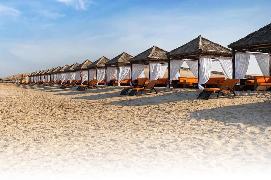 Doha: Overnight Desert Safari with Dinner and Breakfast - The Inland Sea, where desert meets water