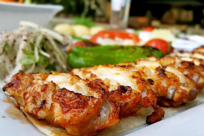 Doha: Pearl Island Food Tour – 7 Tastings, AC Vehicle - Why The Pearl-Qatar is a good setting for a food tour