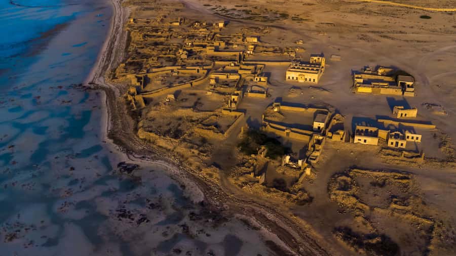 Doha: Private North Qatar Tour, Mangroves, & Zubara Fort - What the private Land Cruiser changes
