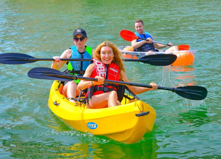 Dubai: 1-hour Kayaking or Stand Up Paddle at Dukes The Palm - Starting from Dukes The Palm