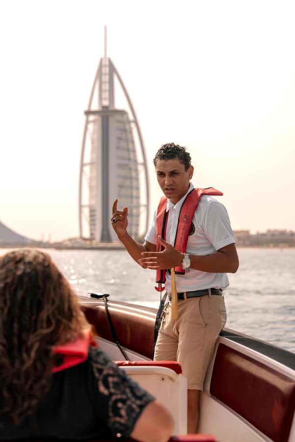 Dubai: 100-Min Speed Boat Tour, Atlantis & Burj Al Arab View - What the boat feels like onboard