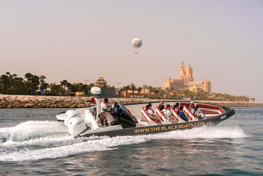 Dubai: 100-Min Speed Boat Tour, Atlantis & Burj Al Arab View - Best departure time and seasonal comfort