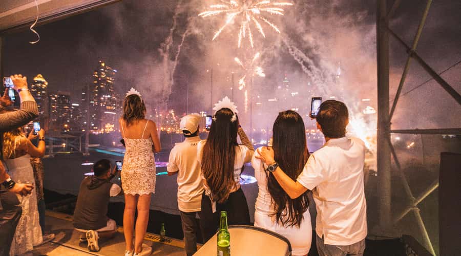 Dubai: 1hr Topgolf Game - Timing, Dress, and the First Visit Fee