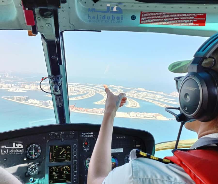 Dubai: 22-Minute Helicopter Flight - Burj Khalifa and Dubai’s High-Rise Core