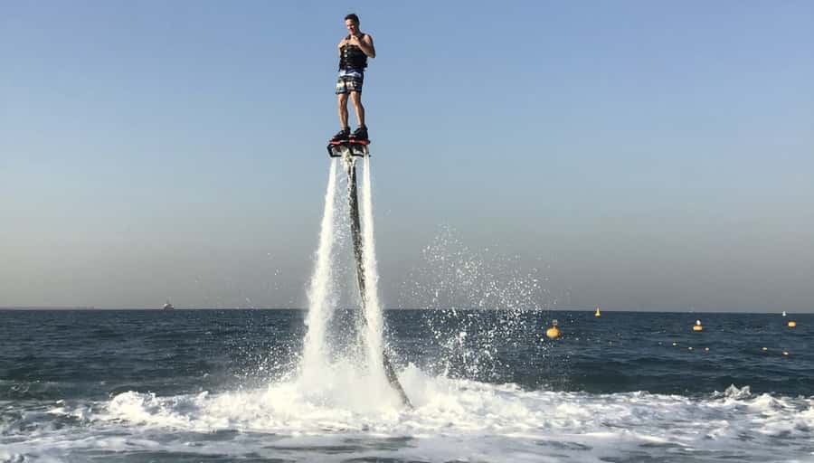 Dubai: 30-Min Flyboard with Burj Al Arab View & Soft Drink - Learning to rise above the water