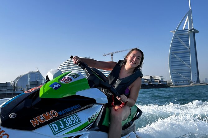 Dubai: 30min Jet Ski: Burj Al Arab w Pics, Videos, free Ice Cream - Booking details that matter