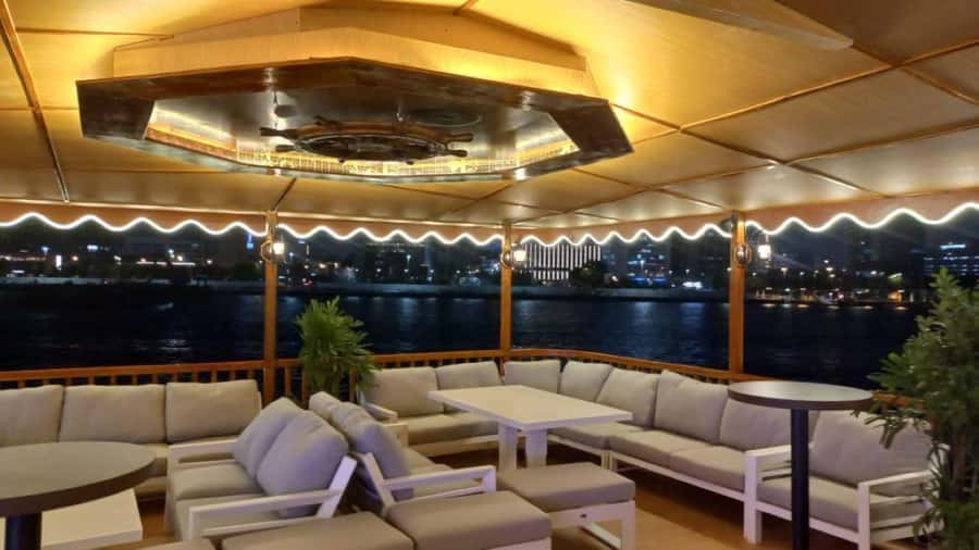 Dubai: Al Seef Largest Dhow Dinner Cruise with Live Show - How the $24 price holds up