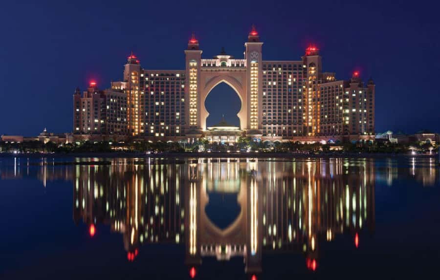 Dubai: Big Bus Panoramic Night Tour & Optional Dinner Cruise - Who should choose this tour?