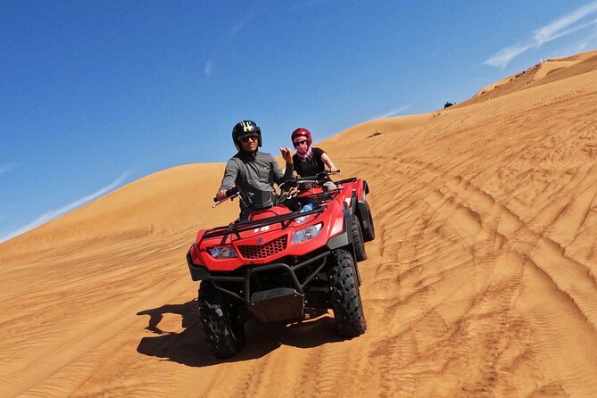 Dubai: Buggy Dune Bashing, Sand Boarding, Camel Ride & Show - Who will enjoy this most