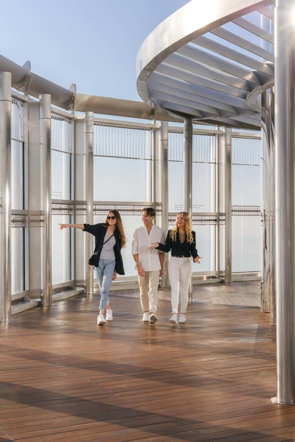 Dubai: Burj Khalifa Levels 124 & 125 Entry Ticket + Options - How much waiting should you expect?