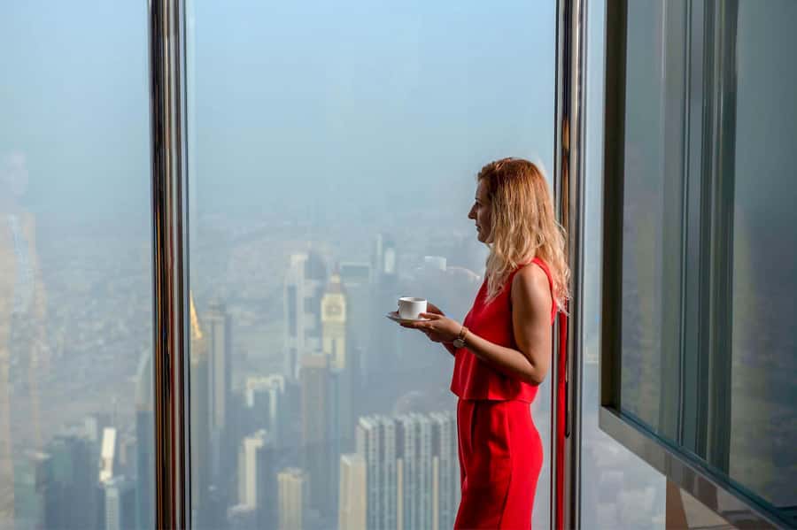 Dubai: Burj Khalifa VIP Experience Level 152 Lounge Access - Is $209 worth it?