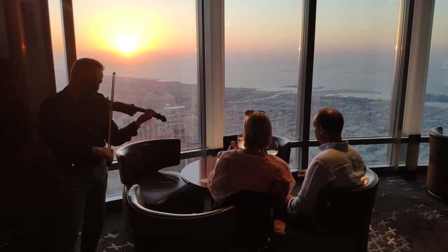 Dubai: Burj Khalifa VIP Sunset Tour with Porsche Transfer - Photography and Personal Celebrations
