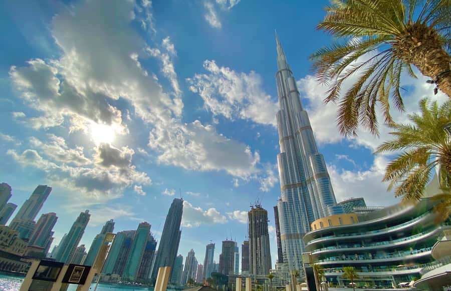 Dubai: City Highlights Tour with Blue Mosque & Street Food - Dubai Frame and the return through city traffic