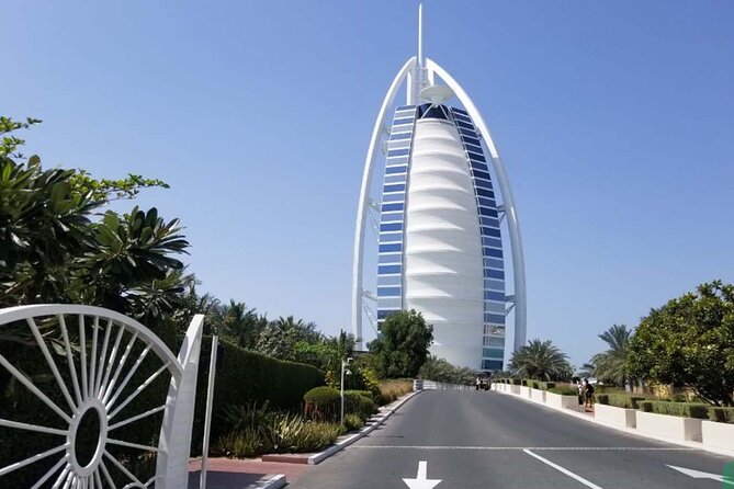 Dubai City Tour - Museum of the Future and Sheikh Zayed Road