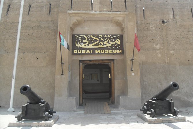 Dubai City tour from Abu Dhabi - Palm Jumeirah and Atlantis in 45 minutes
