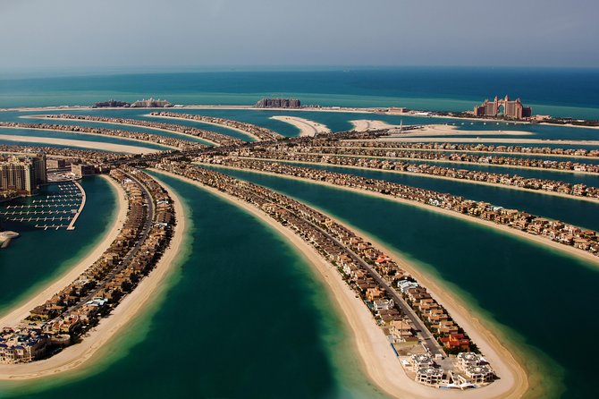 Dubai City tour from Abu Dhabi - Burj Khalifa and the fountain area
