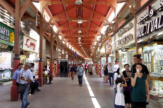 Dubai City Tour : Half Day - Palm Jumeirah and the modern resort coast