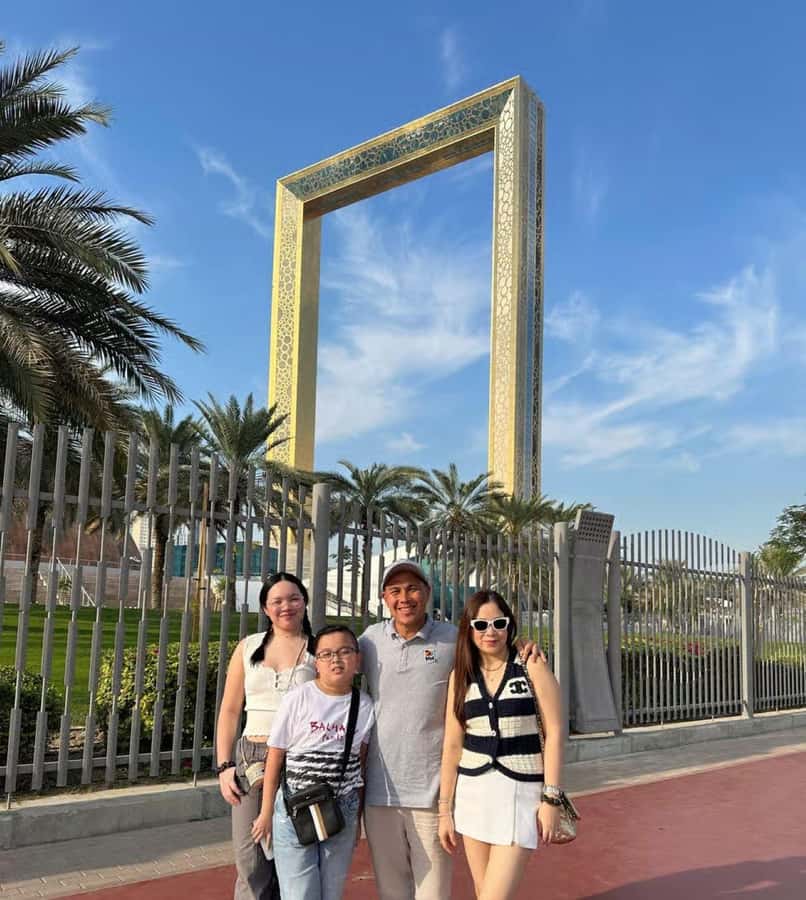 Dubai: City Tour of Creek, Souks, Frame, Burj Khalifa Entry - Zabeel Palace and the Blue Mosque