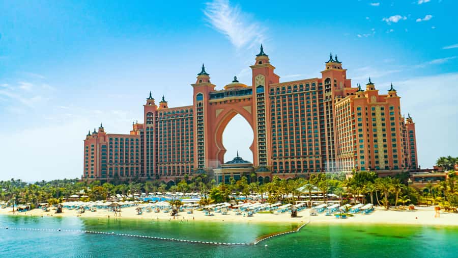 Dubai: City Tour with Iconic Attractions Tickets - Entering Lost Chambers at Atlantis