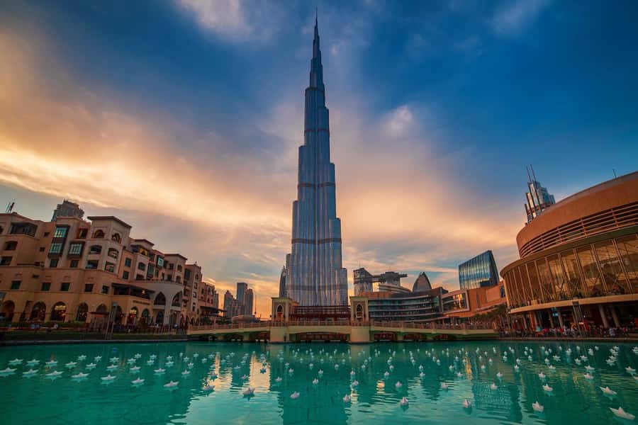 Dubai: City Tour with Professional Guide in Luxury Car - Key points at a glance