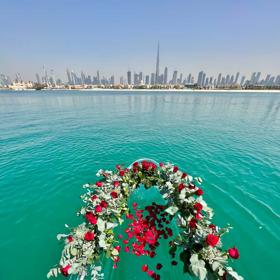 Dubai: Clear Kayaking Experience with Burj Khalifa View - Who will enjoy this most