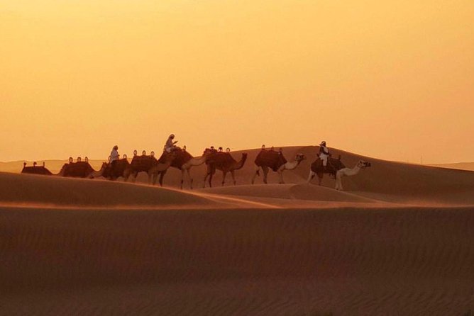 Dubai Desert 4x4 Safari with Camp activities & BBQ Dinner - Leaving Dubai for the Lahbab dunes