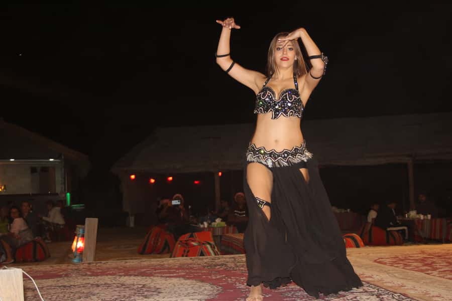 Dubai: Desert Camel Ride with Live Shows & BBQ Buffet Dinner - Practical details that affect your evening