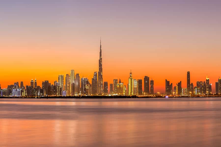 Dubai: Dinner in the Sky Experience - Photos, music, and the shared-table atmosphere