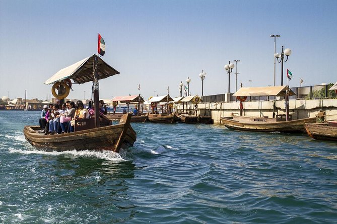 Dubai Full-Day Spanish Language Tour - City of Contrasts - Al Farooq Mosque and the first modern landmarks