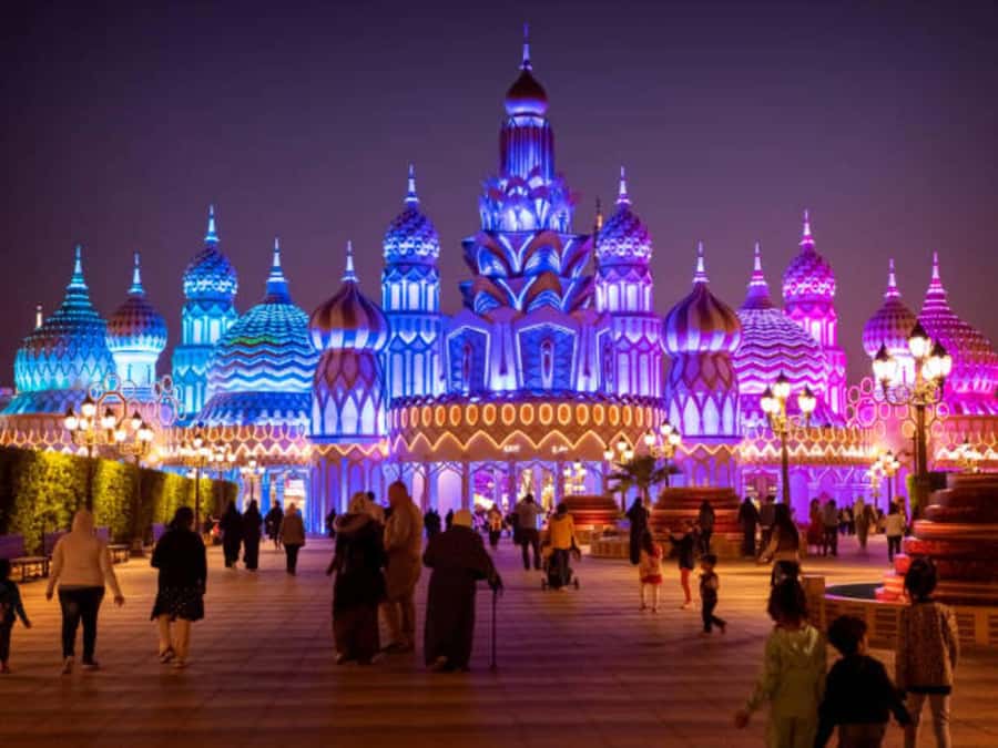 Dubai: Global Village Tickets with Roundtrip Transfer - Food stalls and the cost of eating inside