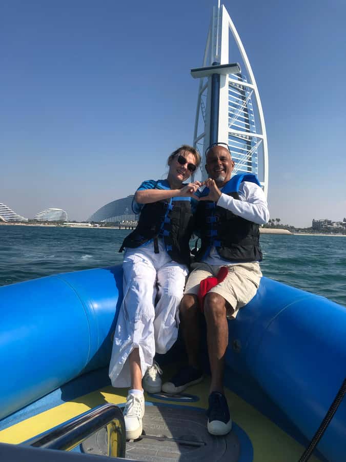 Dubai: Guided Speedboat Tour with City Sights & Ice Cream. - Around Palm Jumeirah toward Atlantis