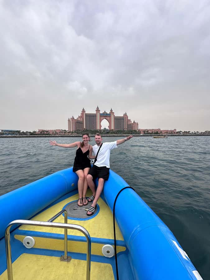 Dubai: Guided Speedboat Tour with City Sights & Ice Cream. - Guides, group size, and the feel on board