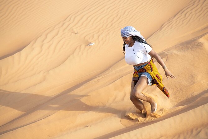 Dubai Half-day Red Dunes bashing with Sandboarding, Camel &Falcon - Thirty to forty minutes of dune bashing