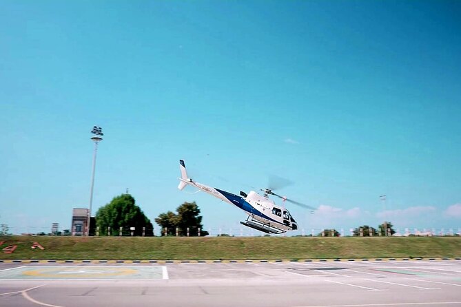 Dubai Helicopter Experience with Sightseeing Options - What the flight feels like in practical terms