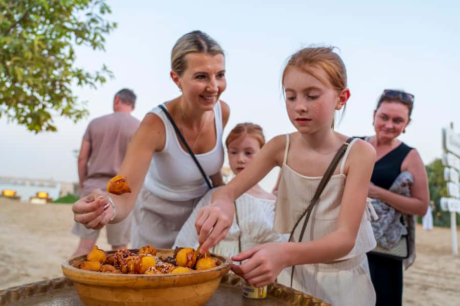 Dubai: Heritage Safari, Camel Ride & Al Marmoom Oasis Dinner - The vintage Mercedes G-Class is the opening act