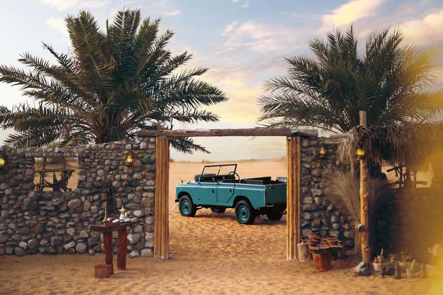 Dubai: Heritage Safari in Vintage Land Rover with Dinner - Stargazing after dinner