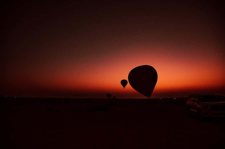 Dubai: Hot Air Balloon Ride with Camel Ride & Falcon Show - Should you book it?