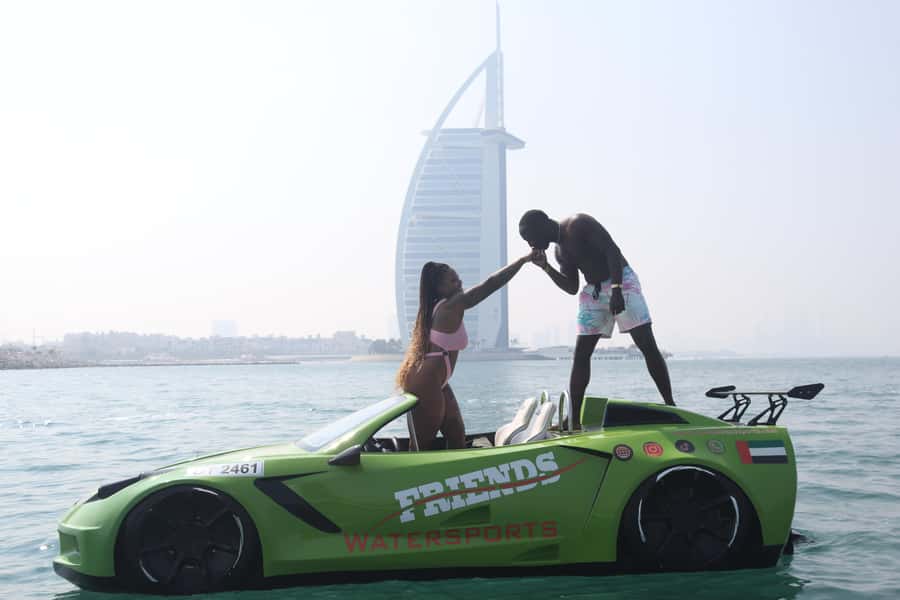 Dubai: Jet Car to Burj Al Arab with Breakfast and Soft drink - The people who make the ride work