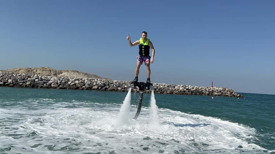 Dubai: Jet ski & Flyboard in Dubai Free Ice Cream - Two water sports in one compact Dubai outing