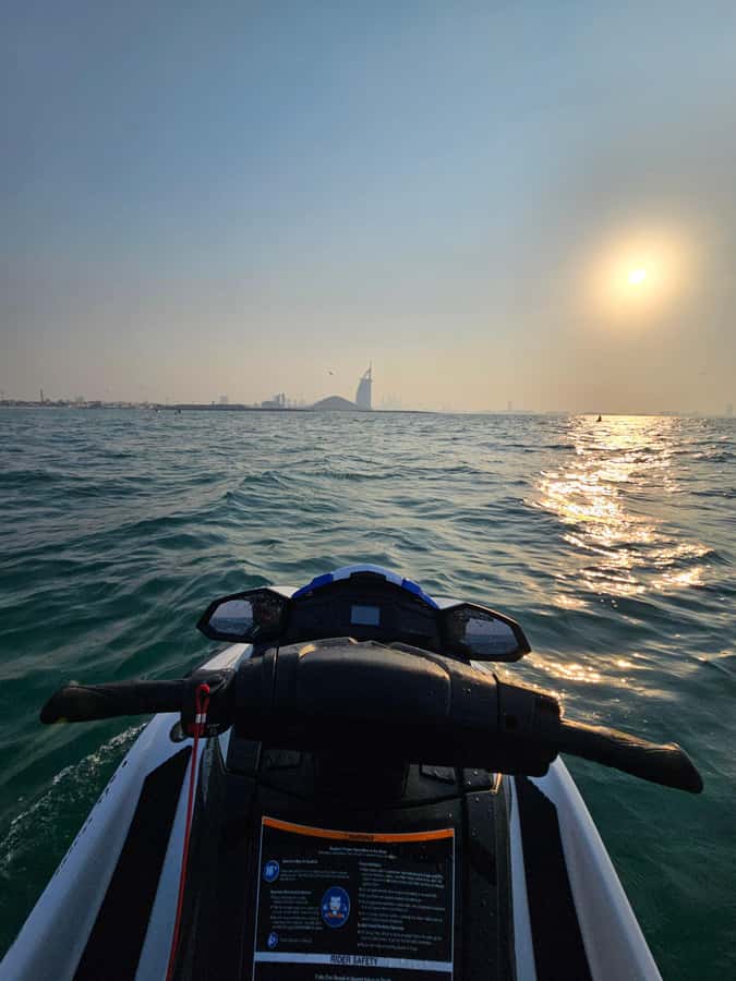 Dubai: Jet Ski to Burj Al Arab included Photos and Videos - Who will enjoy this most