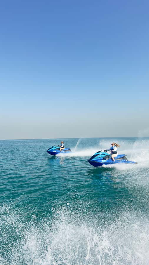 Dubai: Jet Ski Tour of Burj Al Arab with Photos & Videos - Your first ride toward Burj Al Arab
